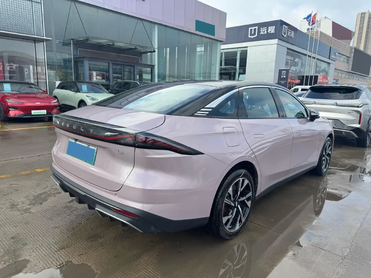 2024 Geely Galaxy L6 1.5T 163HP L4 3DHT PHEV,autocango,china used car exporter,china ev exporter,chinese used car exporter,chinese used ev exporter