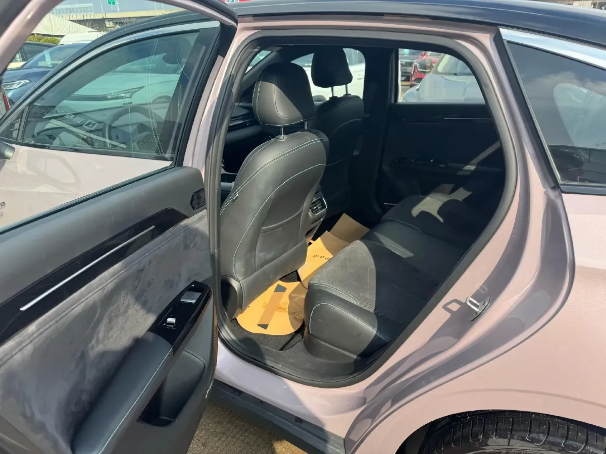 2024 Geely Galaxy L6 1.5T 163HP L4 3DHT PHEV,autocango,china used car exporter,china ev exporter,chinese used car exporter,chinese used ev exporter