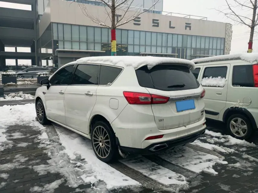 2017 LiFan XuanLang 1.5T 141HP L4 8AT,autocango,china used car exporter,china ev exporter,chinese used car exporter,chinese used ev exporter