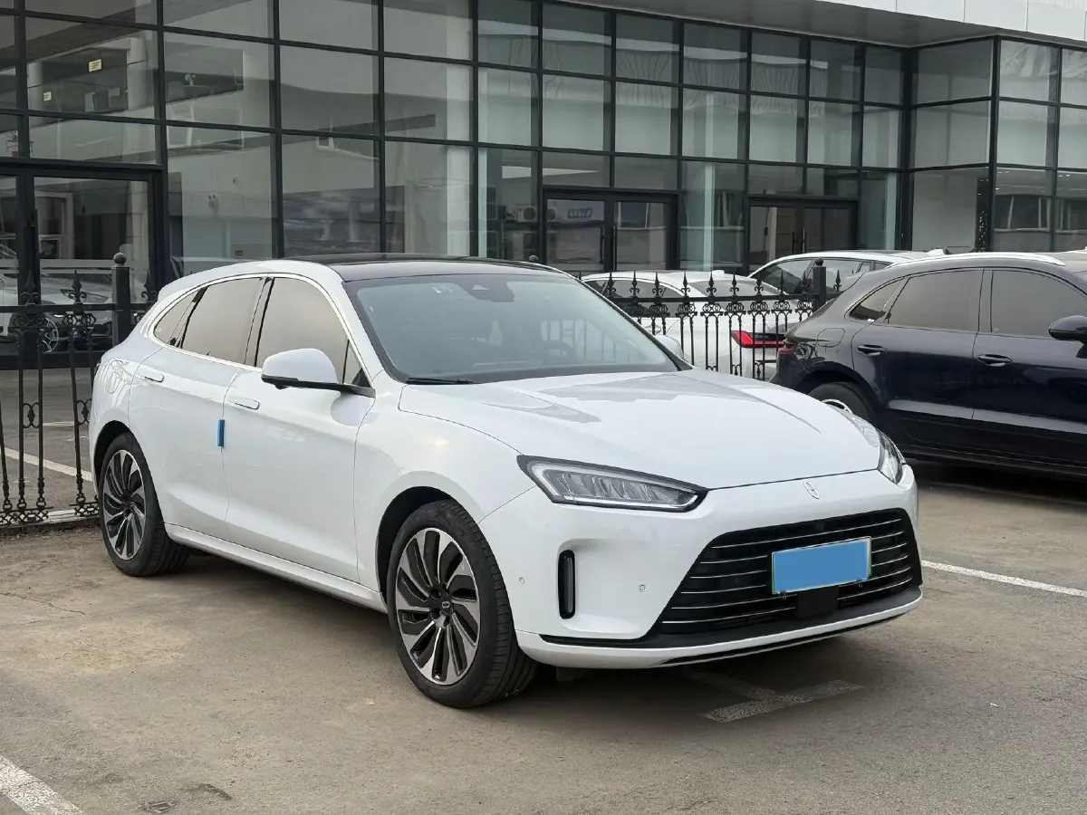 2022 Isuzu Mu-X 2.0T 220HP L4 8AT,autocango,china used car exporter,china ev exporter,chinese used car exporter,chinese used ev exporter