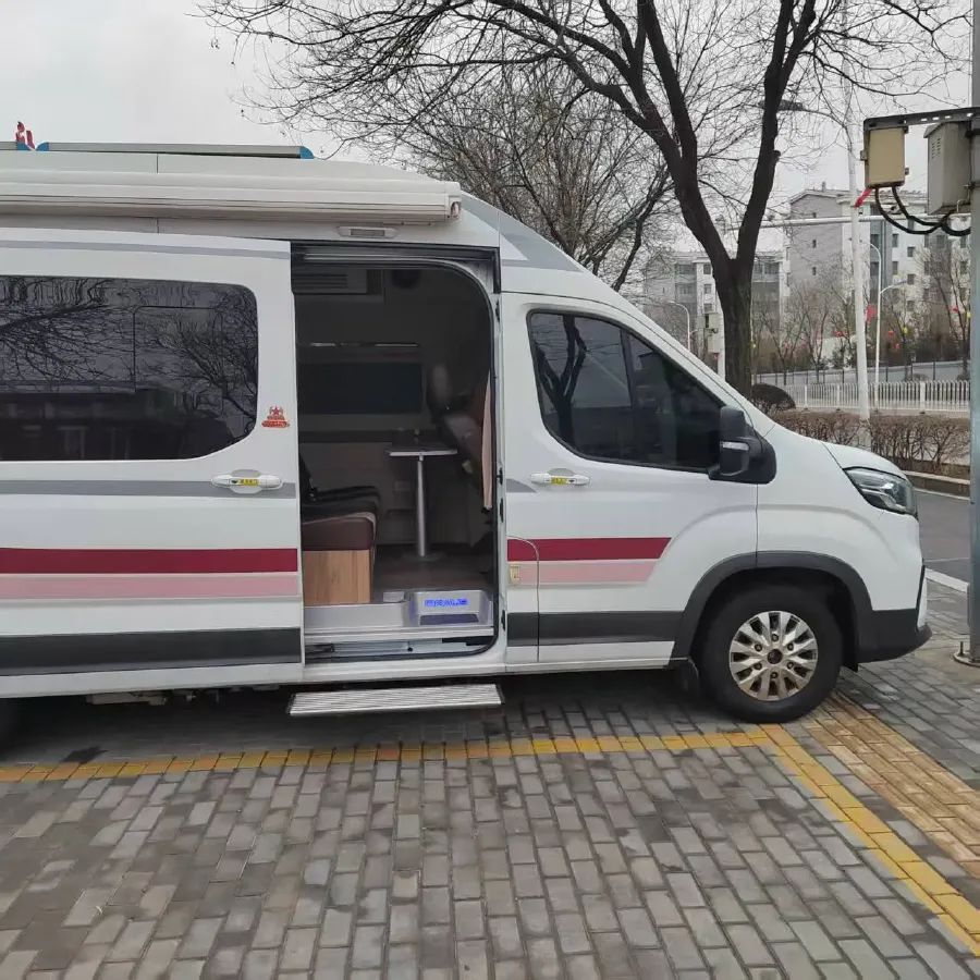 2021 MAXUS XinTu V80 2.0T 139HP L4 6MT,autocango,china used car exporter,china ev exporter,chinese used car exporter,chinese used ev exporter