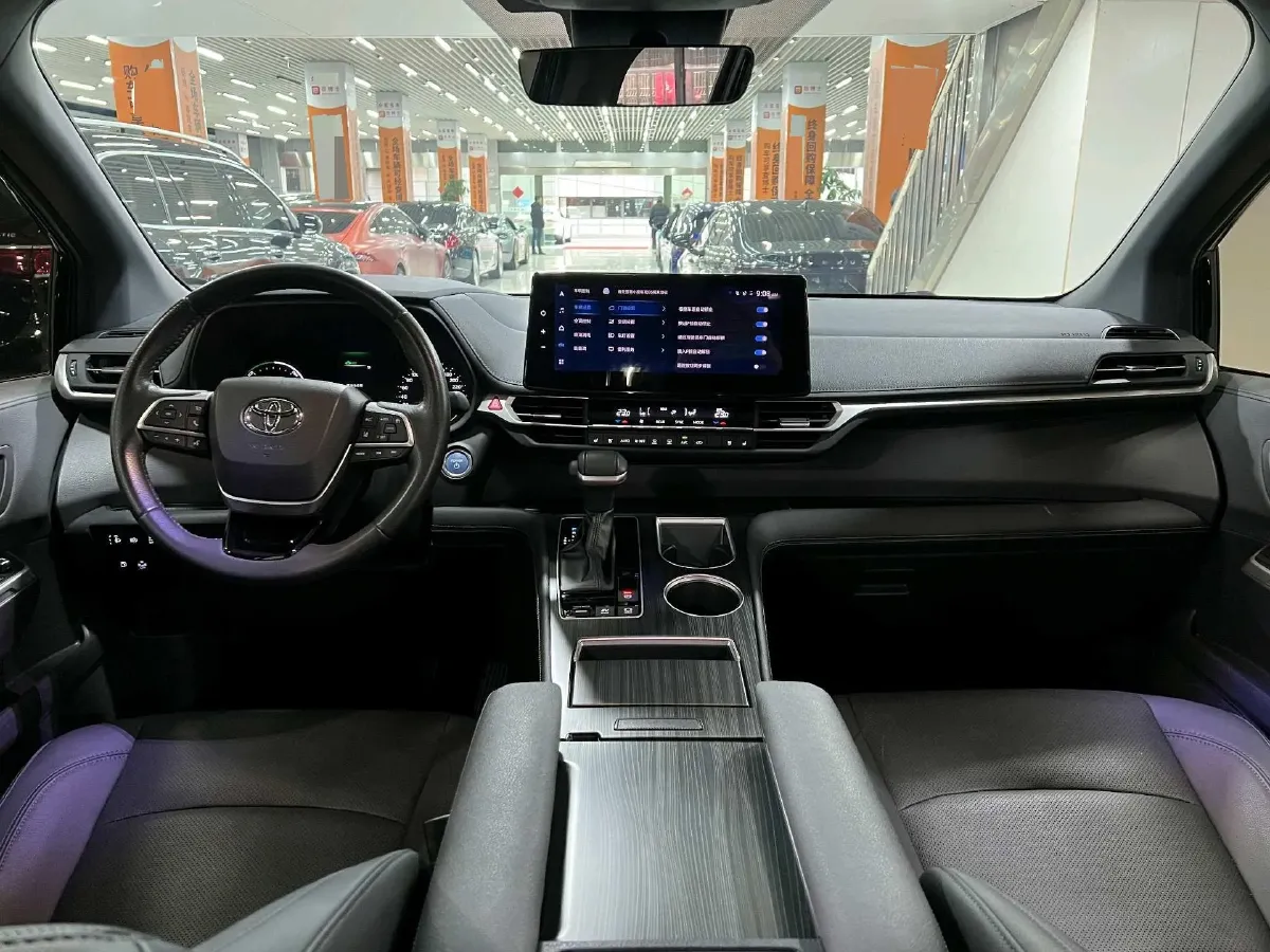 2023 Toyota Sienna 2.5L 189HP L4 E-CVT Hybrid,autocango,china used car exporter,china ev exporter,chinese used car exporter,chinese used ev exporter