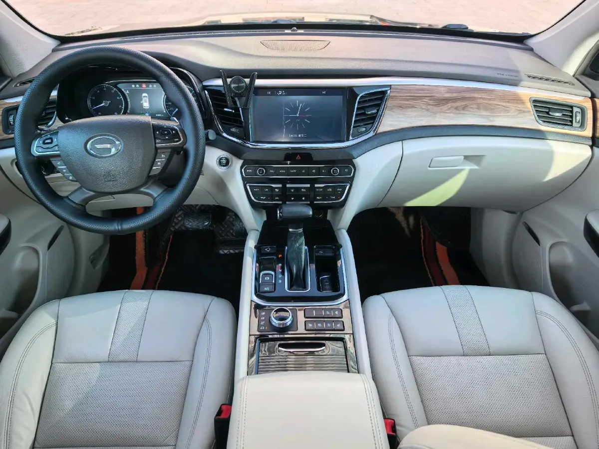 2017 GAC Trumpchi GS8 2.0T 201HP L4 6AT,autocango,china used car exporter,china ev exporter,chinese used car exporter,chinese used ev exporter