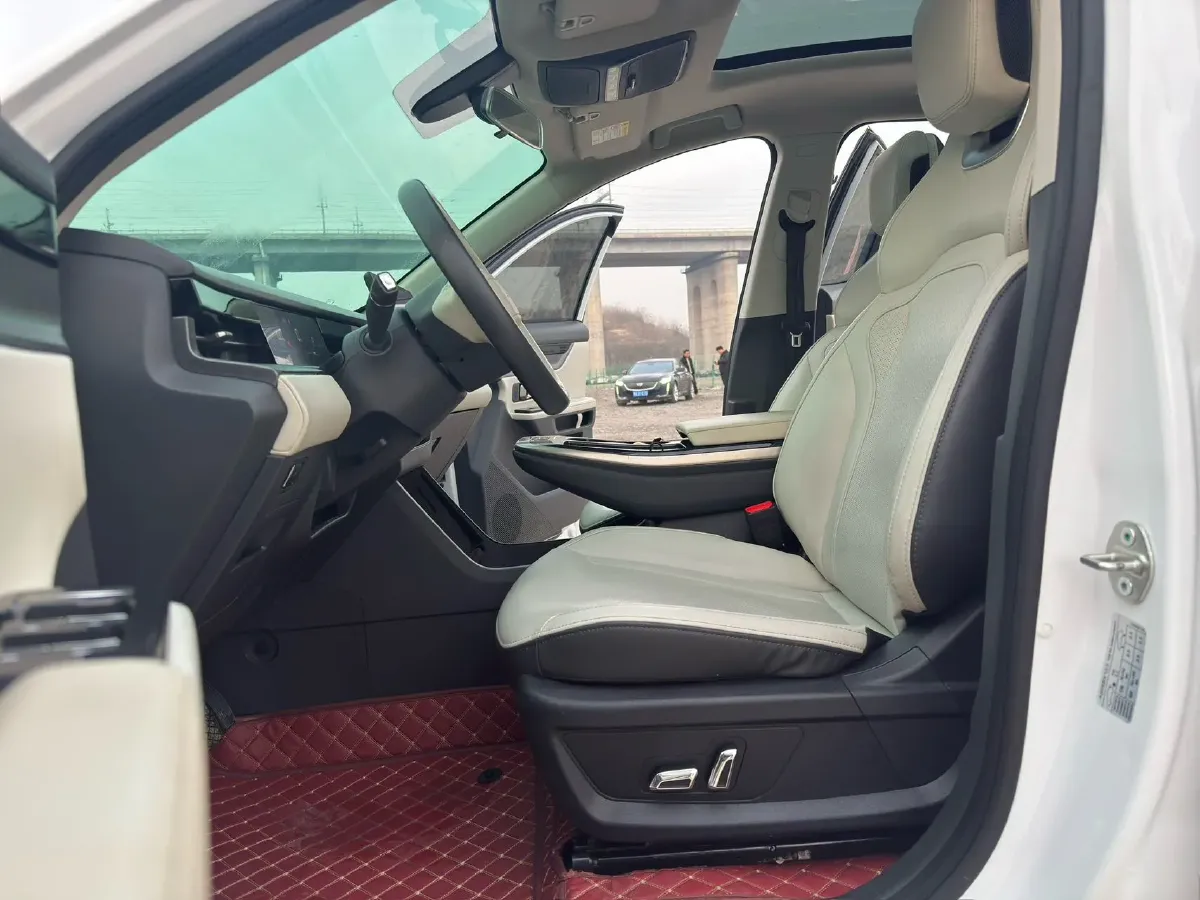 2022 Jetour DASHING 1.6T 197HP L4 7DCT,autocango,china used car exporter,china ev exporter,chinese used car exporter,chinese used ev exporter