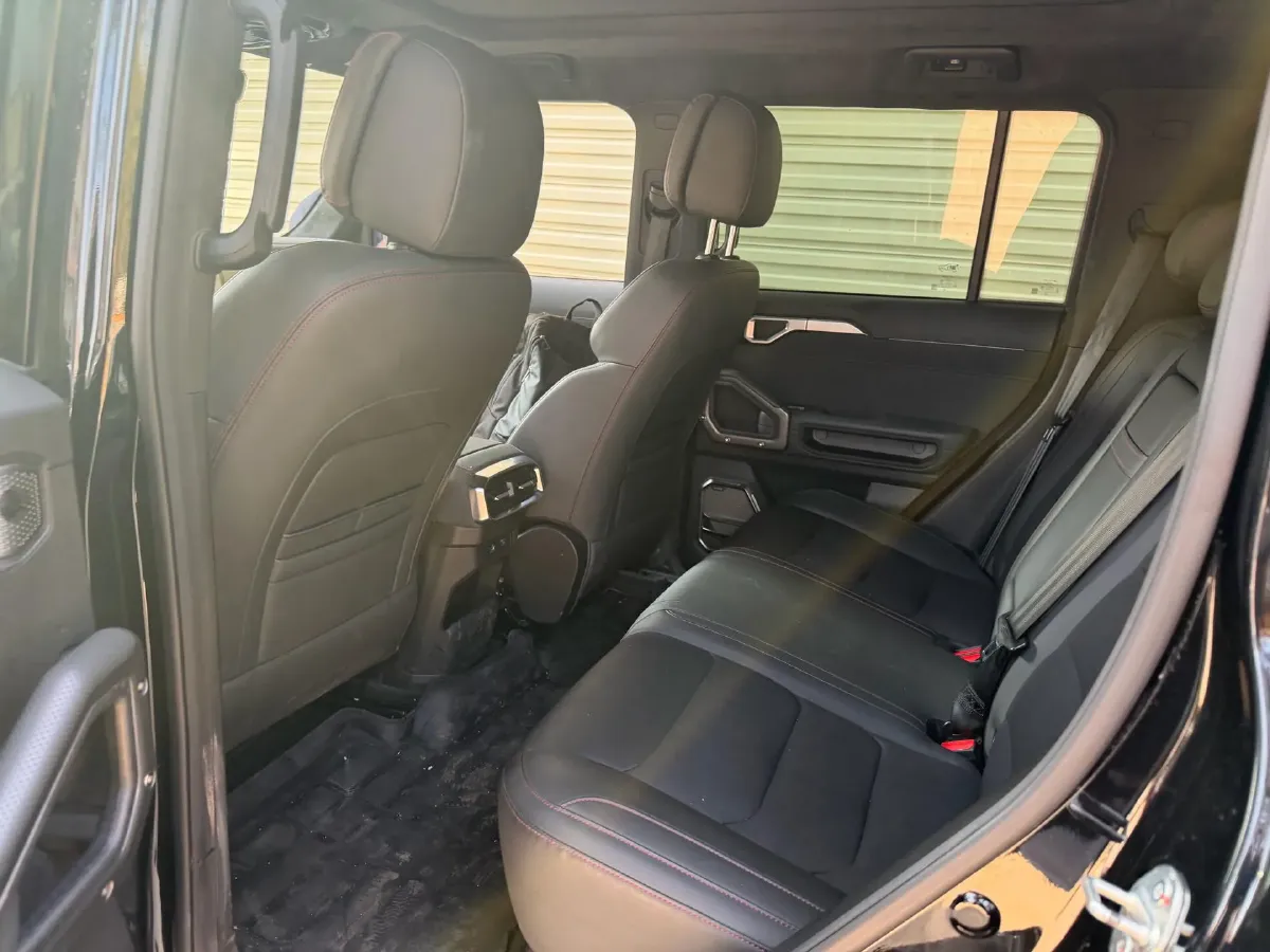 2023 Jetour Traveller 2.0T 254HP L4 7DCT,autocango,china used car exporter,china ev exporter,chinese used car exporter,chinese used ev exporter