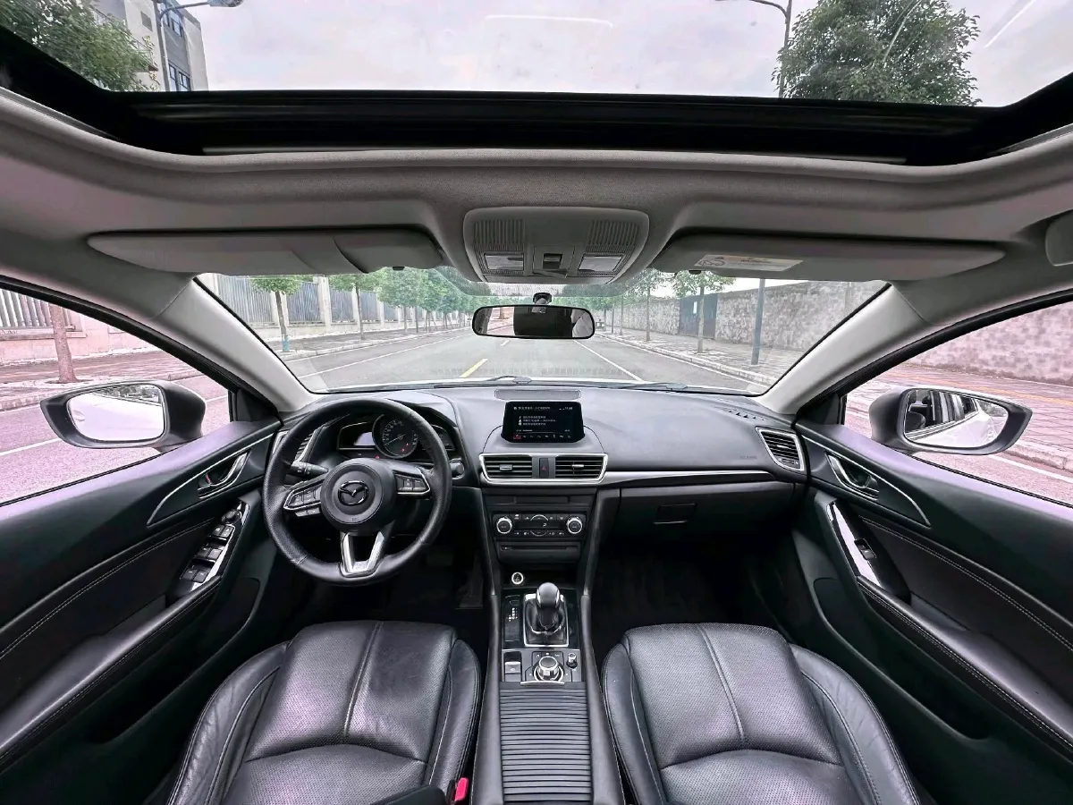 2020 Mazda 3 Axela 1.5L 117HP L4 6AT,autocango,china used car exporter,china ev exporter,chinese used car exporter,chinese used ev exporter