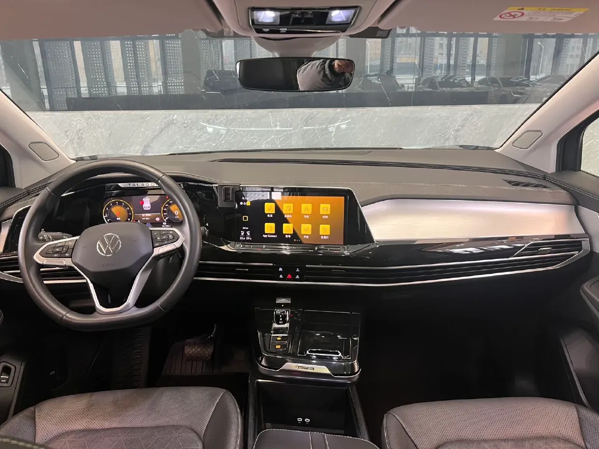 2022 Volkswagen Talagon 2.0T 220HP L4 7DCT,autocango,china used car exporter,china ev exporter,chinese used car exporter,chinese used ev exporter