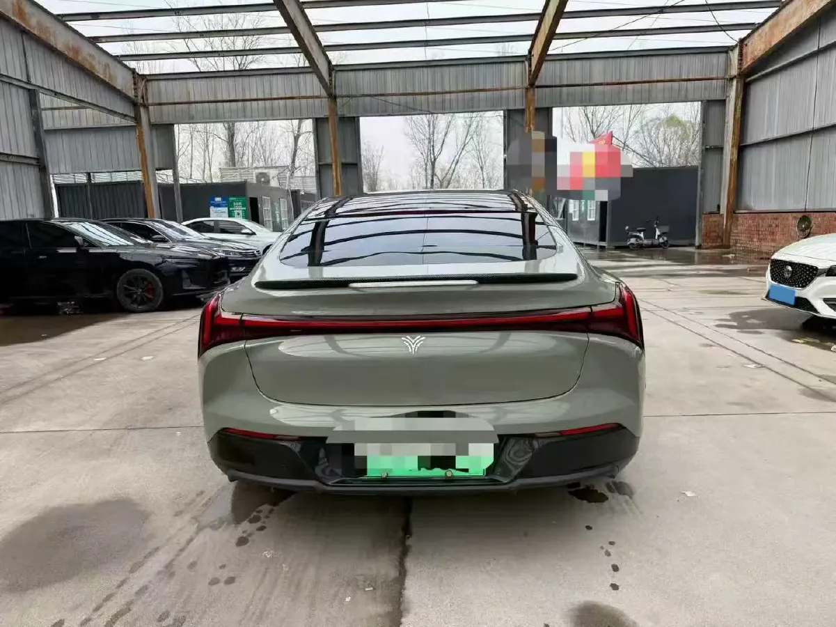 2022 Jeep Grand Commander 2.0T 234HP L4 9AT,autocango,china used car exporter,china ev exporter,chinese used car exporter,chinese used ev exporter