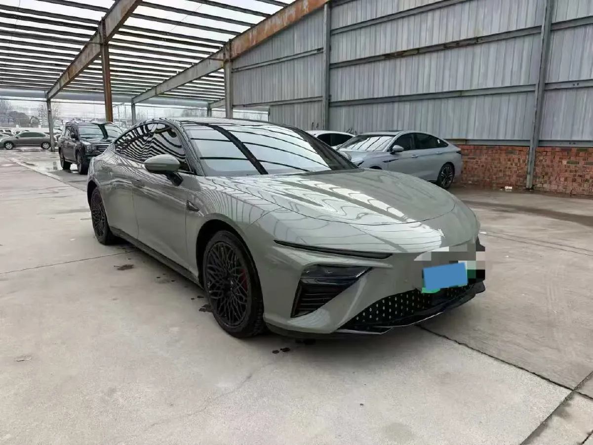 2022 Jeep Grand Commander 2.0T 234HP L4 9AT,autocango,china used car exporter,china ev exporter,chinese used car exporter,chinese used ev exporter