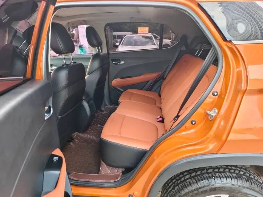 2017 HawTai Santafe 7 2.0L 147HP L4 5MT,autocango,china used car exporter,china ev exporter,chinese used car exporter,chinese used ev exporter