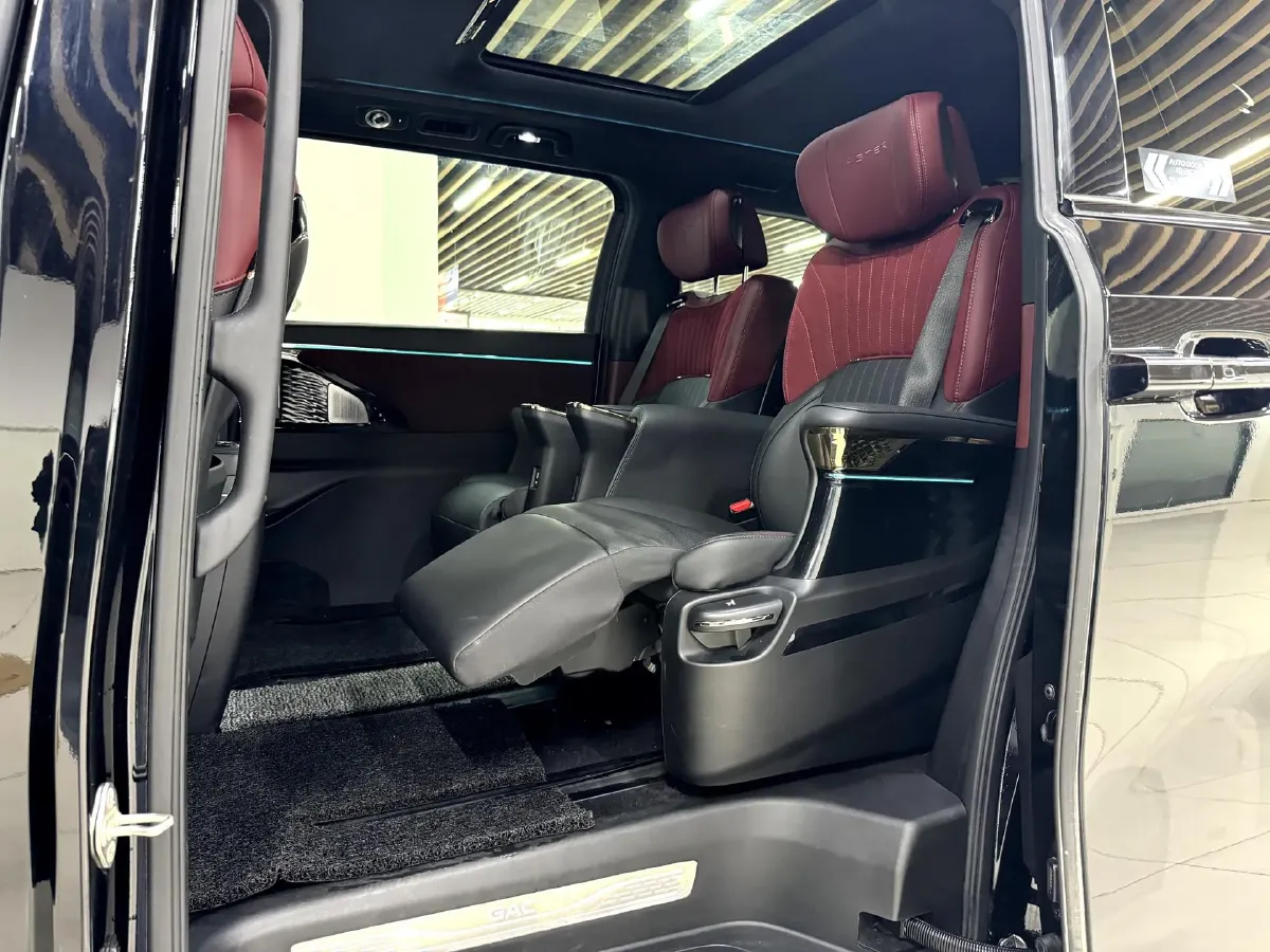 2023 GAC Trumpchi M8 2.0T 252HP L4 8AT,autocango,china used car exporter,china ev exporter,chinese used car exporter,chinese used ev exporter