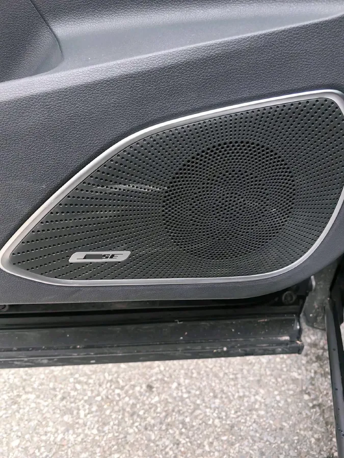 2025 HongQi HS5 2.0T 252HP L4 8AT,autocango,china used car exporter,china ev exporter,chinese used car exporter,chinese used ev exporter