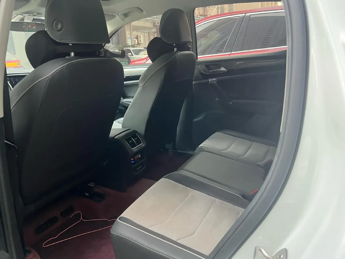 2020 Volkswagen Tayron X 2.0T 186HP L4 7DCT,autocango,china used car exporter,china ev exporter,chinese used car exporter,chinese used ev exporter