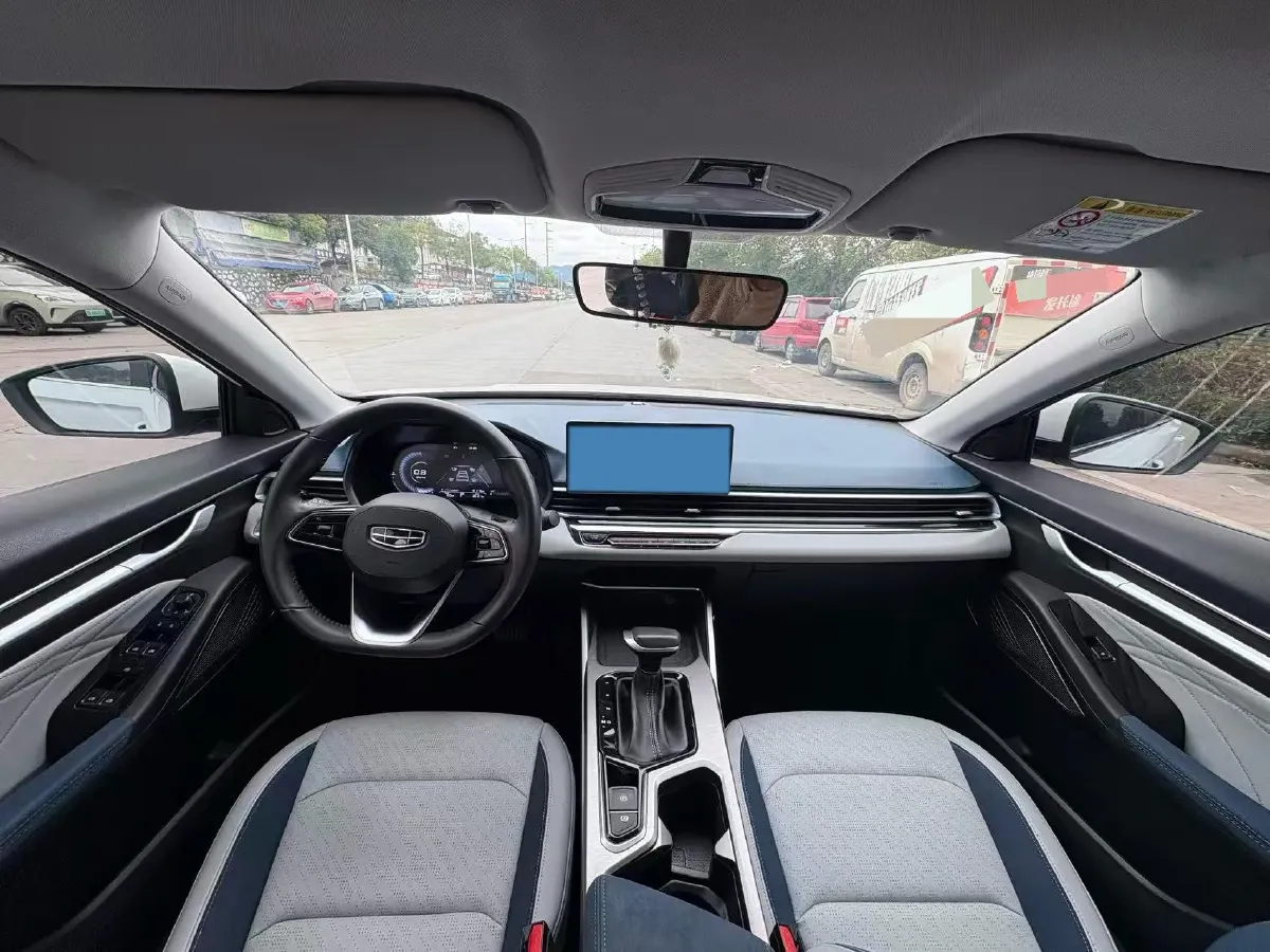 2022 Geely Emgrand 1.5L 114HP L4 CVT,autocango,china used car exporter,china ev exporter,chinese used car exporter,chinese used ev exporter