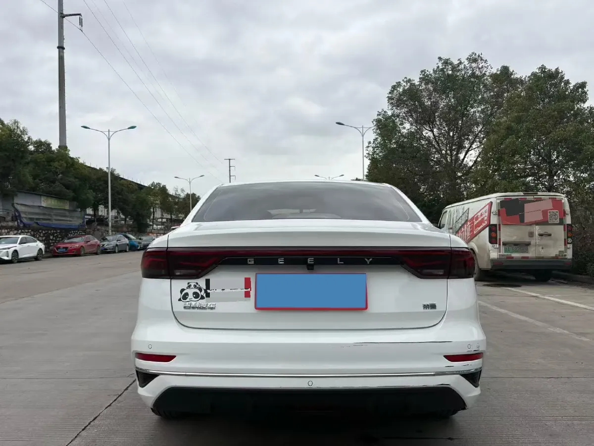 2022 Geely Emgrand 1.5L 114HP L4 CVT,autocango,china used car exporter,china ev exporter,chinese used car exporter,chinese used ev exporter