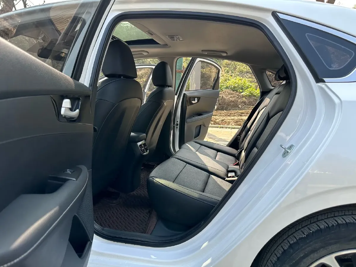 2021 Kia K3 1.5L 115HP L4 CVT,autocango,china used car exporter,china ev exporter,chinese used car exporter,chinese used ev exporter