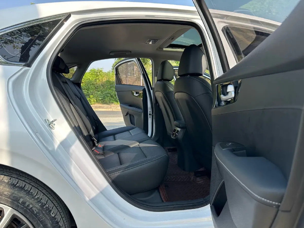 2021 Kia K3 1.5L 115HP L4 CVT,autocango,china used car exporter,china ev exporter,chinese used car exporter,chinese used ev exporter