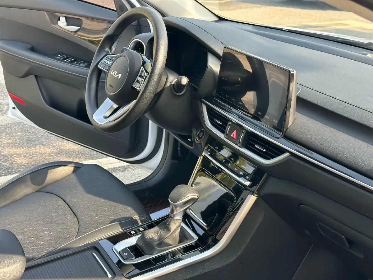 2021 Kia K3 1.5L 115HP L4 CVT,autocango,china used car exporter,china ev exporter,chinese used car exporter,chinese used ev exporter