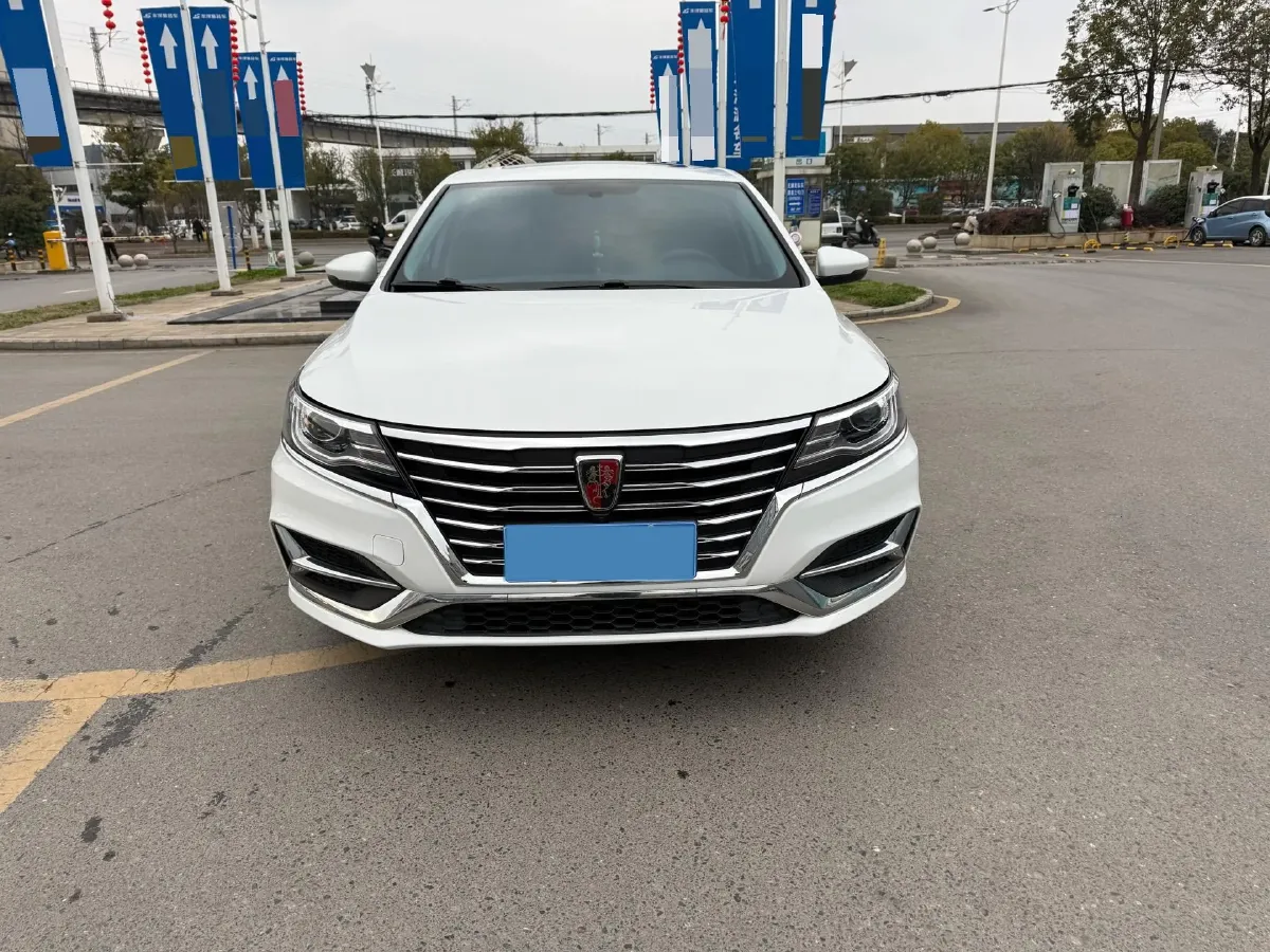 2020 Roewe i6 1.6L 125HP L4 CVT,autocango,china used car exporter,china ev exporter,chinese used car exporter,chinese used ev exporter