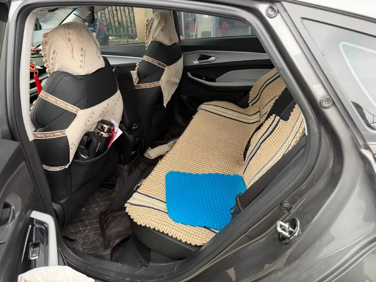 2022 Geely Binray 1.5T 181HP L4 7DCT,autocango,china used car exporter,china ev exporter,chinese used car exporter,chinese used ev exporter