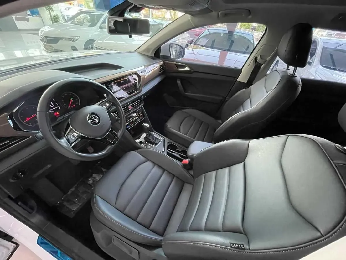 2021 Volkswagen Tharu 1.4T 150HP L4 7DCT,autocango,china used car exporter,china ev exporter,chinese used car exporter,chinese used ev exporter