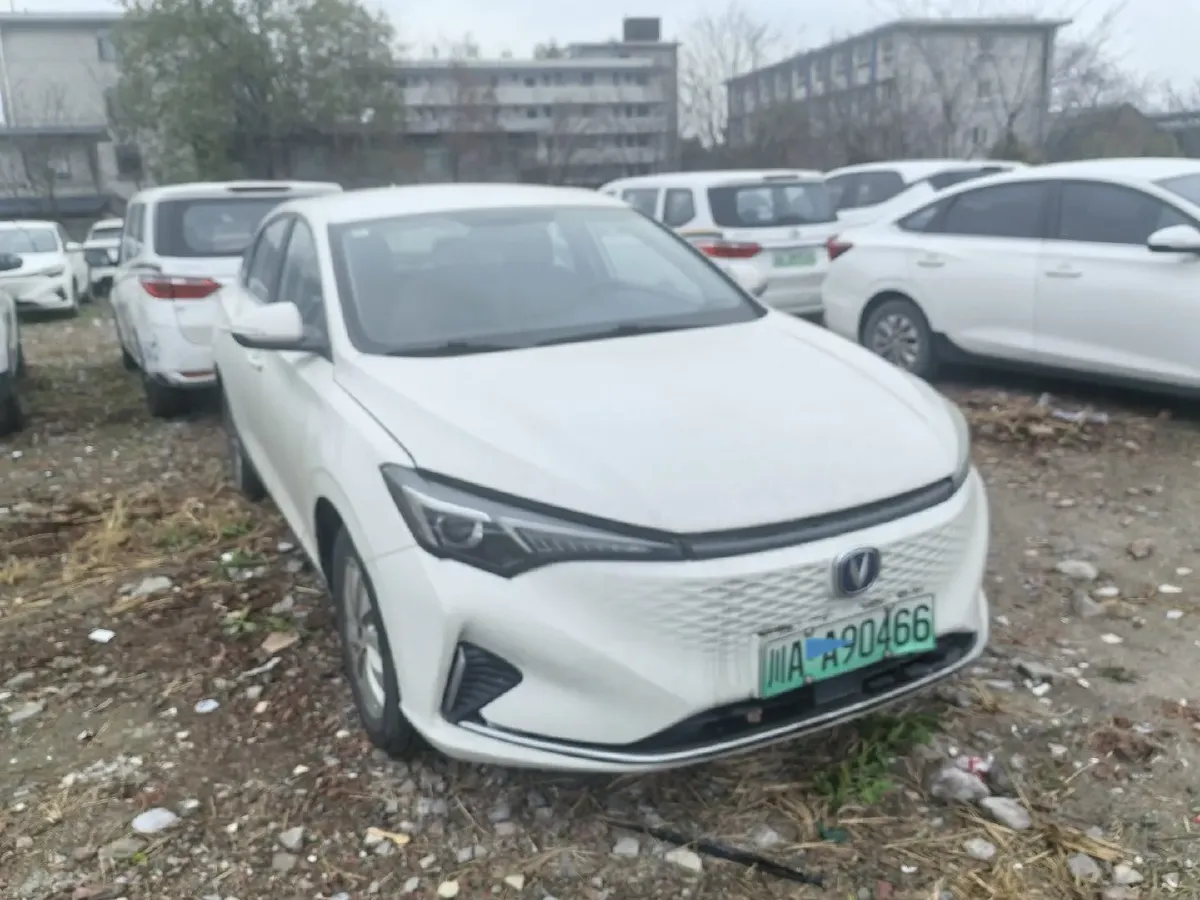 2022 ChangAn Eado BEV 47.78KWH,autocango,china used car exporter,china ev exporter,chinese used car exporter,chinese used ev exporter
