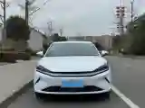 2025 BYD QinL BEV