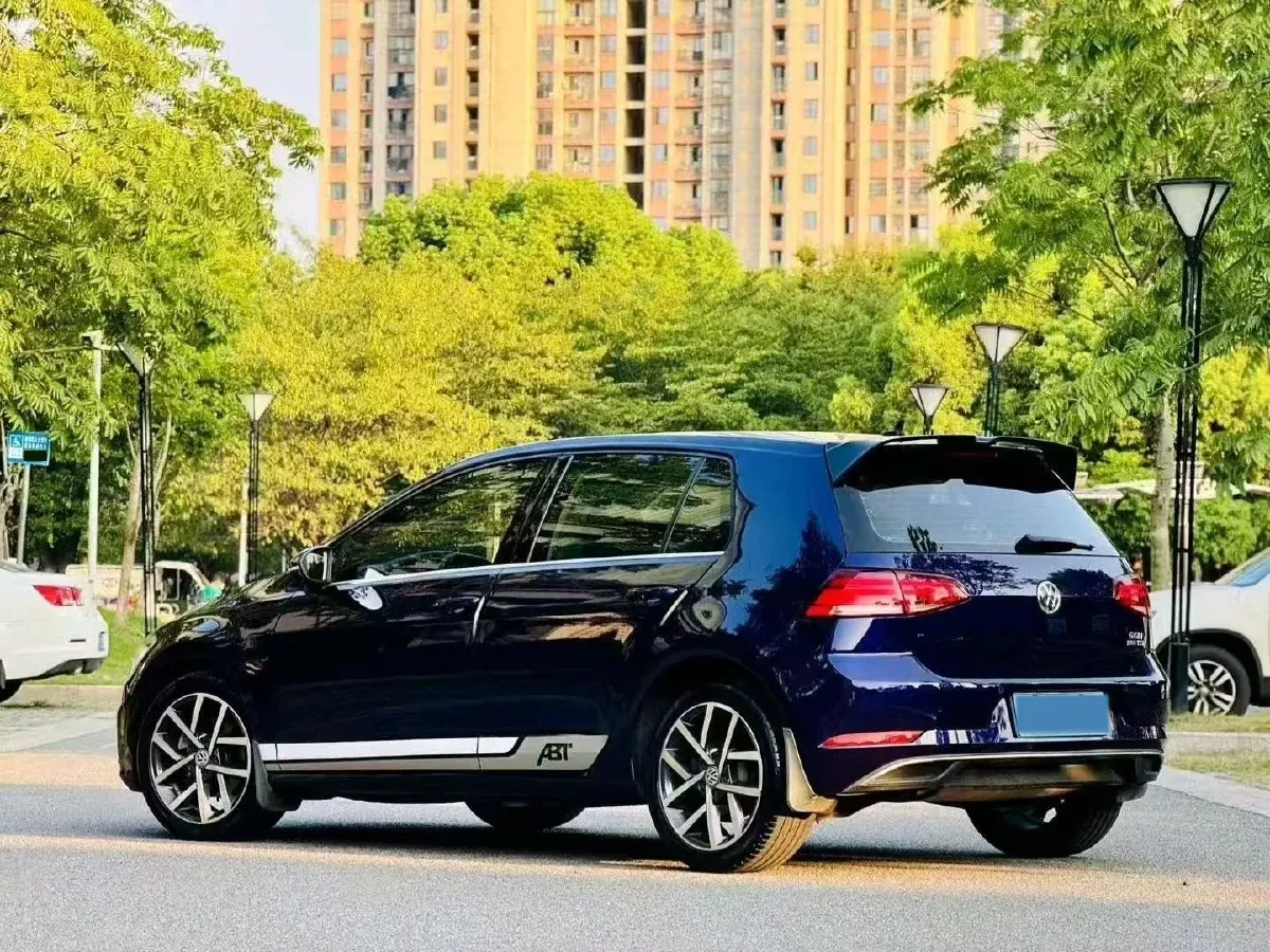 2019 Brilliance Auto V7 1.8T 231HP L4 7DCT,autocango,china used car exporter,china ev exporter,chinese used car exporter,chinese used ev exporter