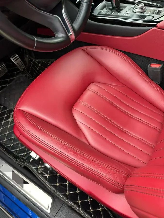 2021 Audi A8 3.0T 340HP V6 8AT,autocango,china used car exporter,china ev exporter,chinese used car exporter,chinese used ev exporter