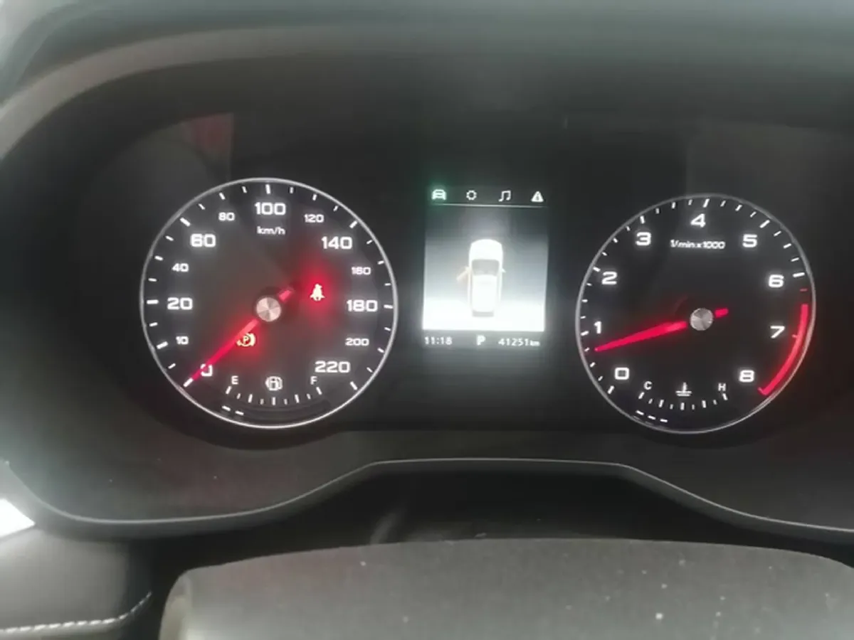 2019 Roewe i5 1.5L 120HP L4 CVT,autocango,china used car exporter,china ev exporter,chinese used car exporter,chinese used ev exporter