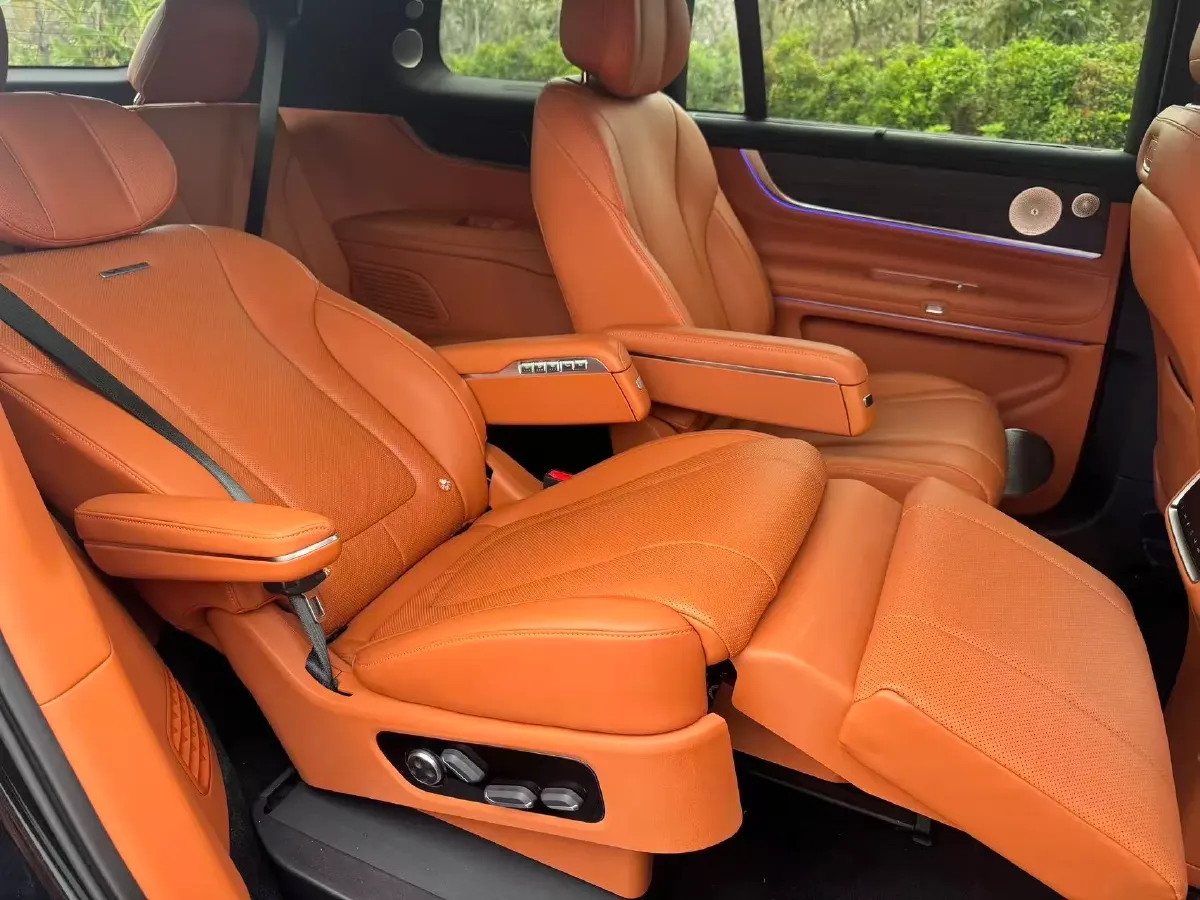 2024 AITO AITO M9 1.5T 152HP L4 REEV 42KWH,autocango,china used car exporter,china ev exporter,chinese used car exporter,chinese used ev exporter