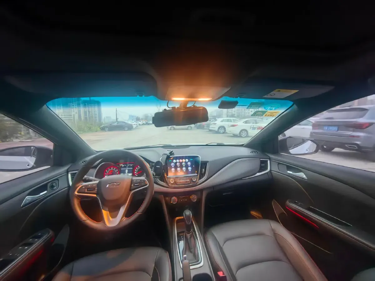 2019 Chevrolet Monza 1.3T 163HP L3 6AT,autocango,china used car exporter,china ev exporter,chinese used car exporter,chinese used ev exporter