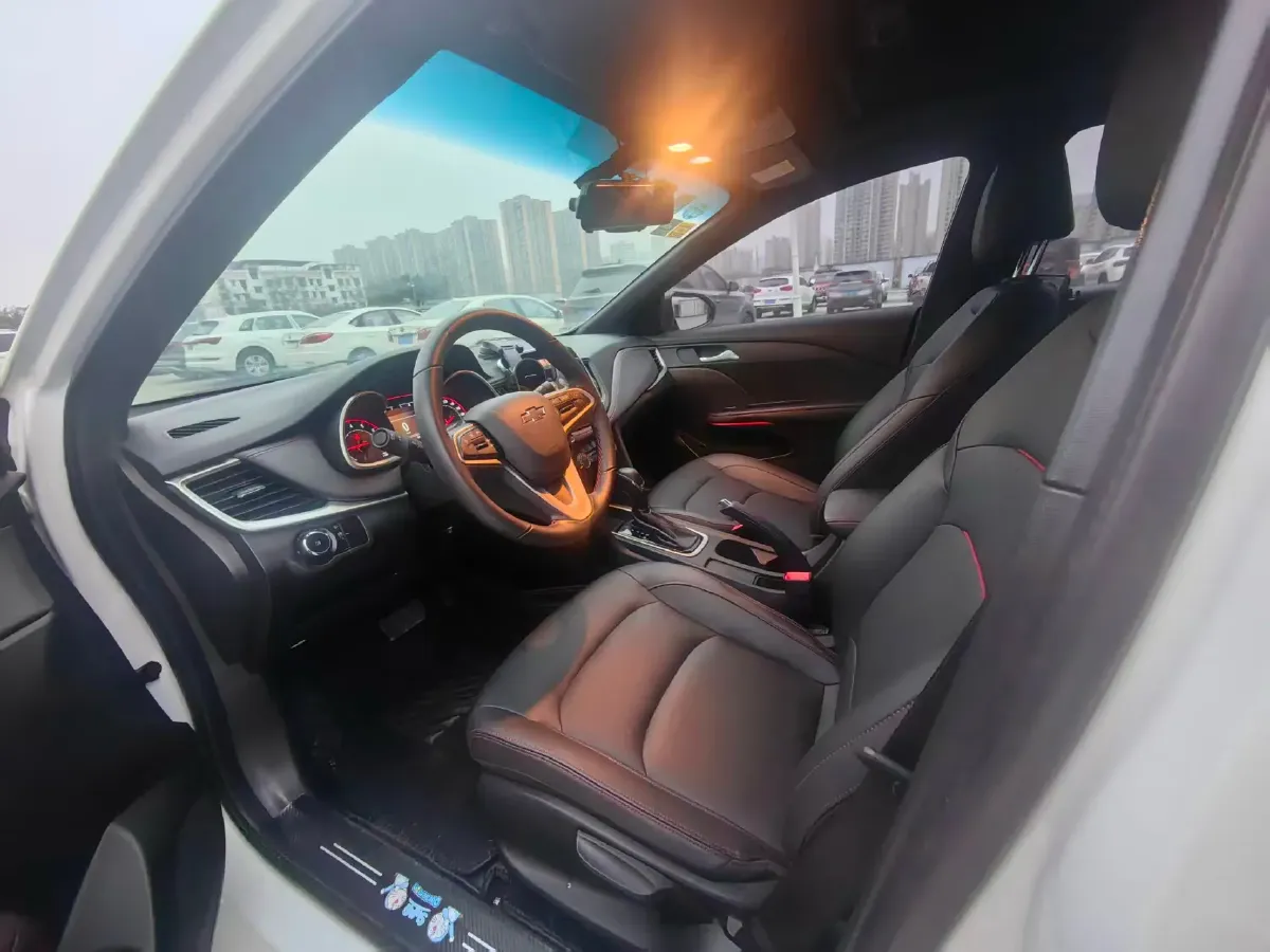 2019 Chevrolet Monza 1.3T 163HP L3 6AT,autocango,china used car exporter,china ev exporter,chinese used car exporter,chinese used ev exporter