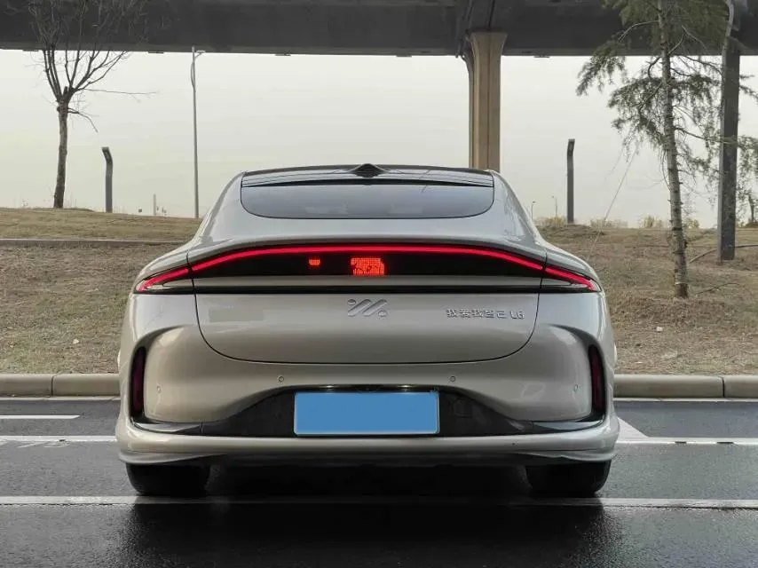 2024 IM L6 BEV 75KWH,autocango,china used car exporter,china ev exporter,chinese used car exporter,chinese used ev exporter