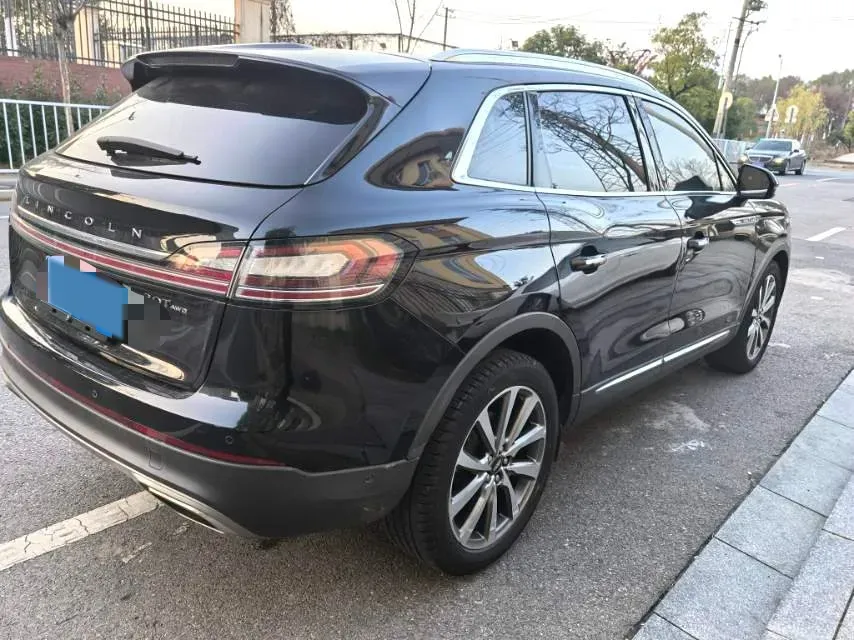 2019 Lincoln Nautilus 2.0T 235HP L4 8AT,autocango,china used car exporter,china ev exporter,chinese used car exporter,chinese used ev exporter