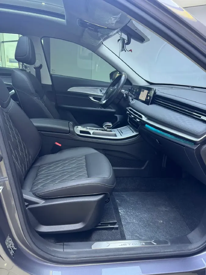 2023 ChangAn Oshan X7 Plus 1.5T 188HP L4 7DCT,autocango,china used car exporter,china ev exporter,chinese used car exporter,chinese used ev exporter