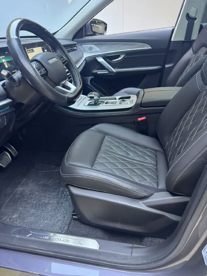 2023 ChangAn Oshan X7 Plus 1.5T 188HP L4 7DCT,autocango,china used car exporter,china ev exporter,chinese used car exporter,chinese used ev exporter