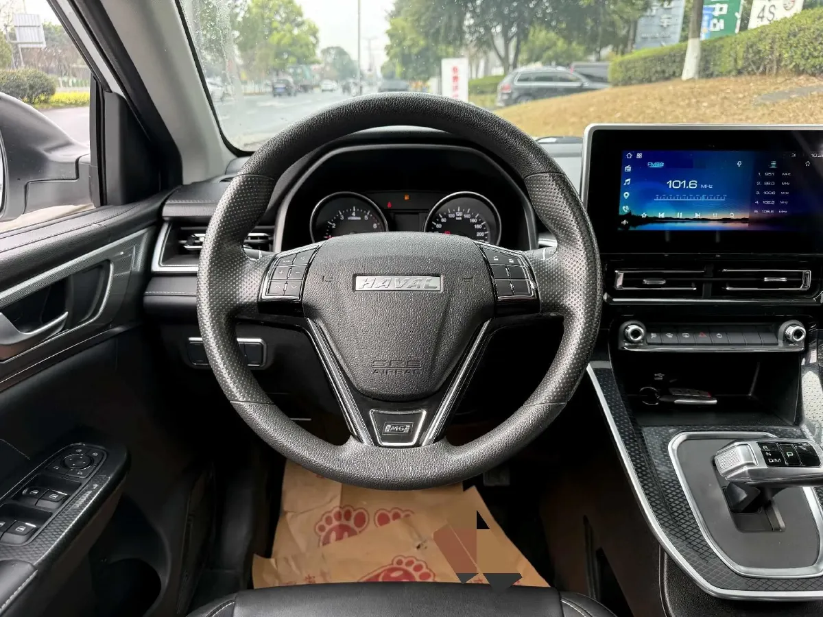 2021 Haval M6 1.5T 150HP L4 7DCT,autocango,china used car exporter,china ev exporter,chinese used car exporter,chinese used ev exporter
