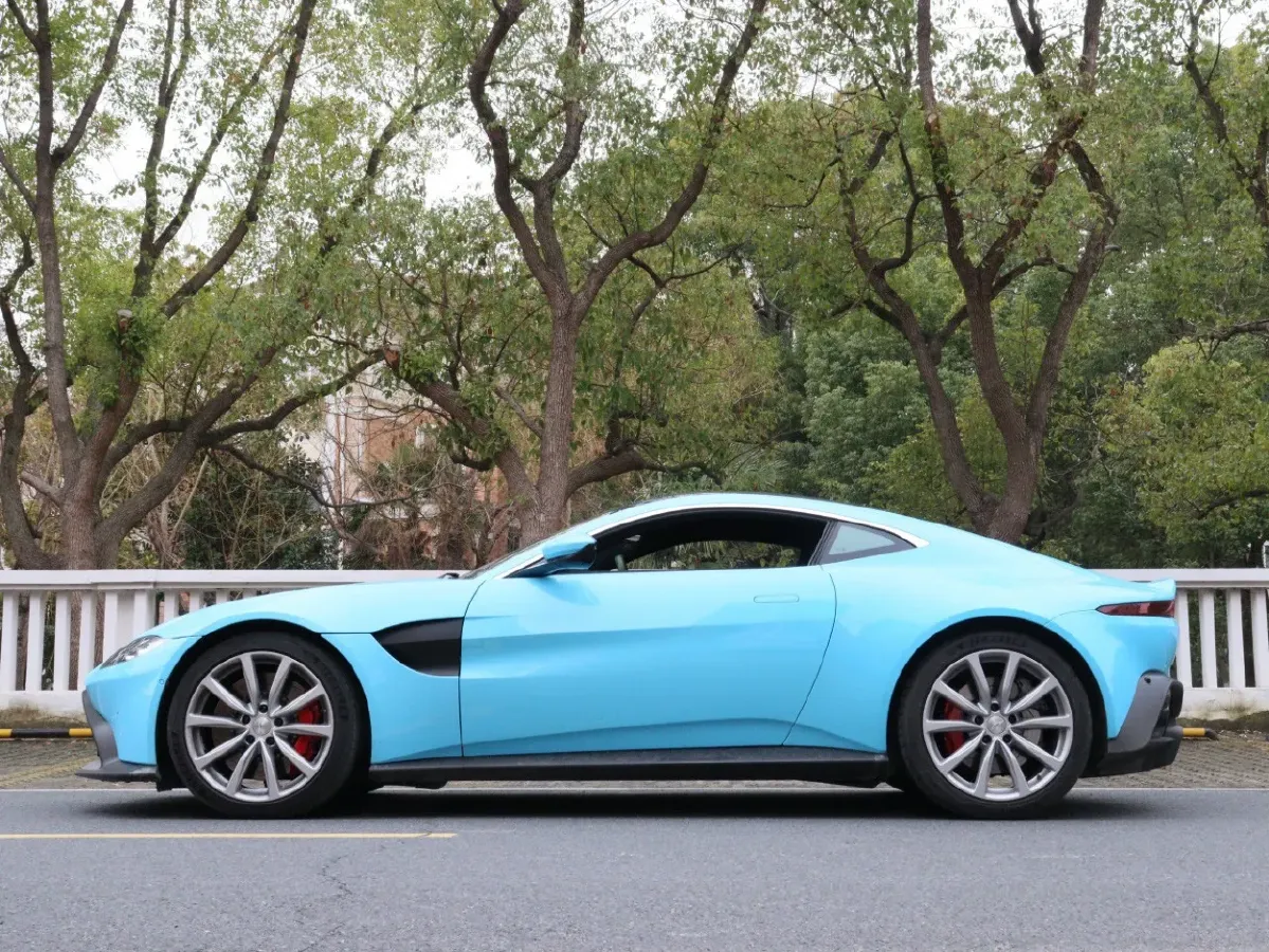 2018 Aston Martin V8 Vantage 4.0T 510HP V8 8AT,autocango,china used car exporter,china ev exporter,chinese used car exporter,chinese used ev exporter
