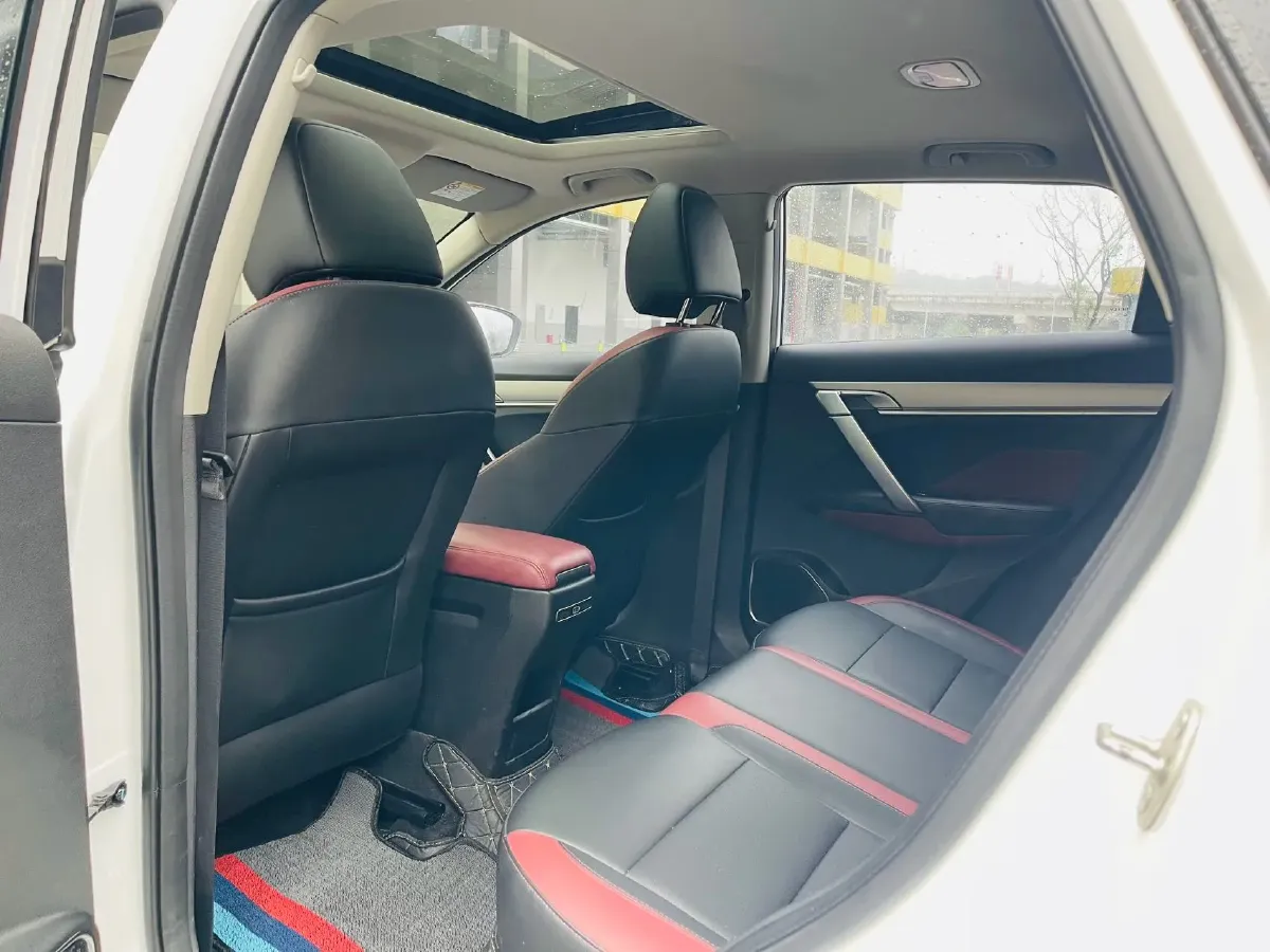 2021 Geely Coolray 1.4T 141HP L4 6DCT,autocango,china used car exporter,china ev exporter,chinese used car exporter,chinese used ev exporter