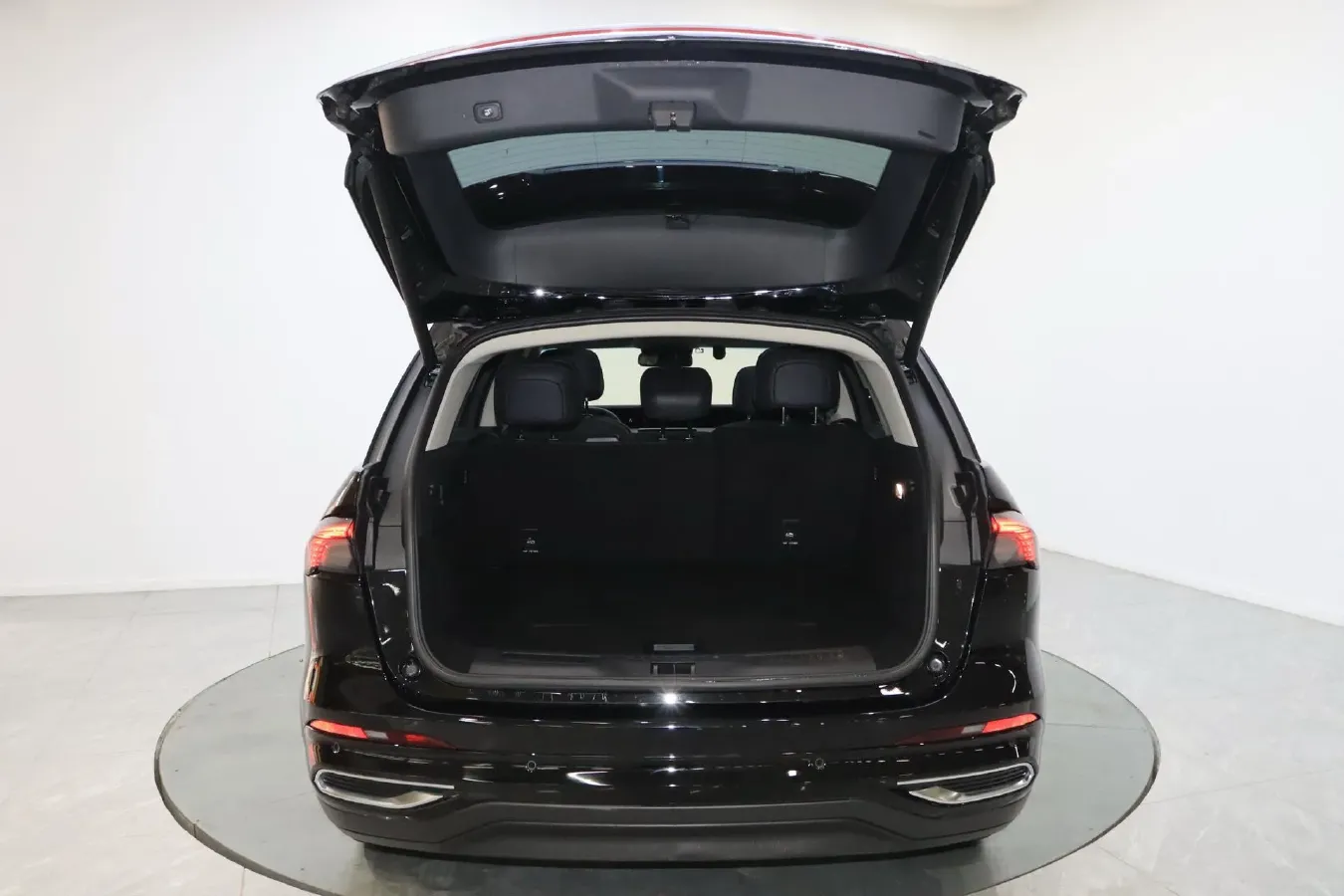 2023 Lincoln Nautilus 2.0T 261HP L4 8AT,autocango,china used car exporter,china ev exporter,chinese used car exporter,chinese used ev exporter