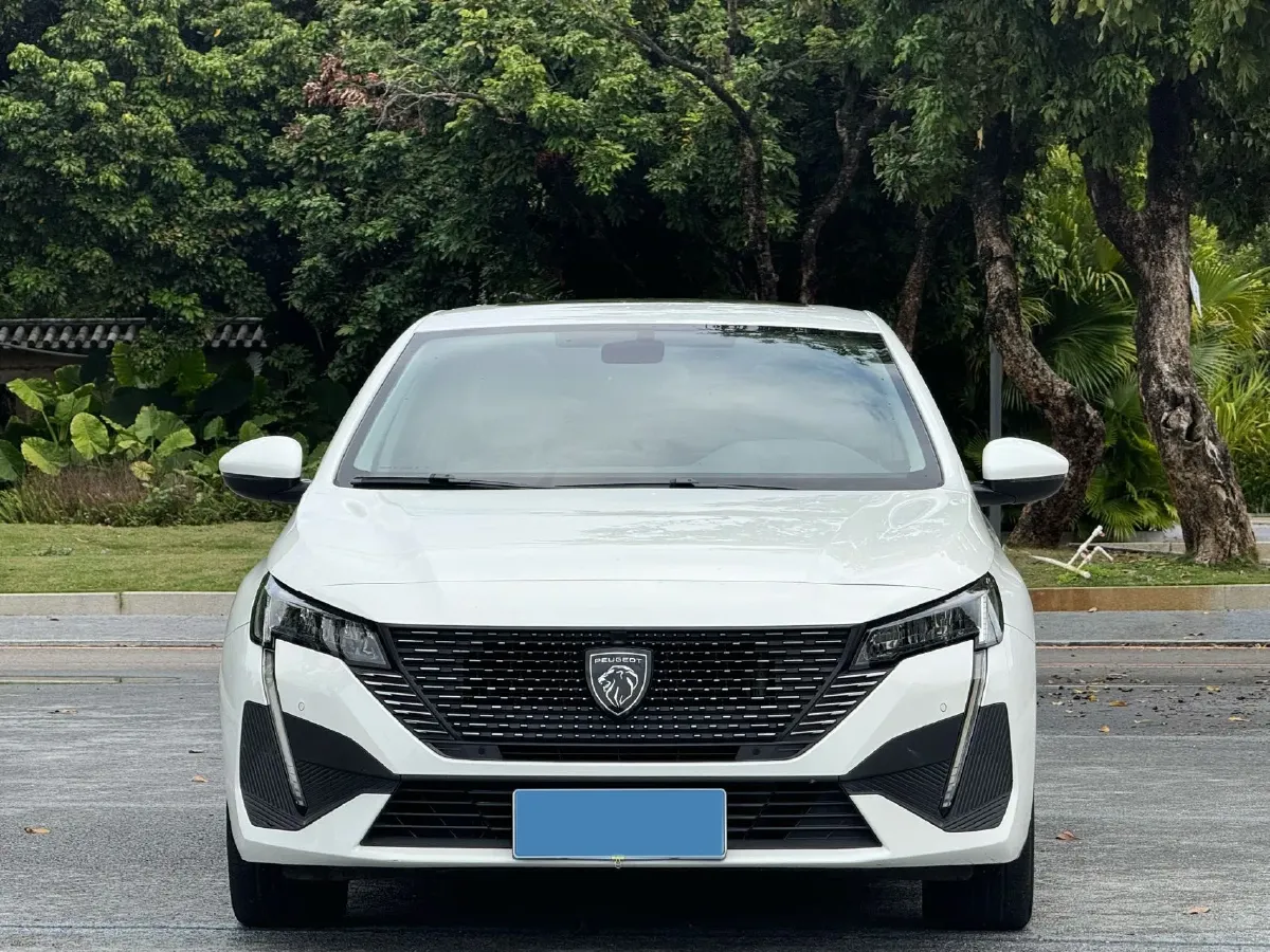 2022 Peugeot 408 1.6T 170HP L4 6AT,autocango,china used car exporter,china ev exporter,chinese used car exporter,chinese used ev exporter