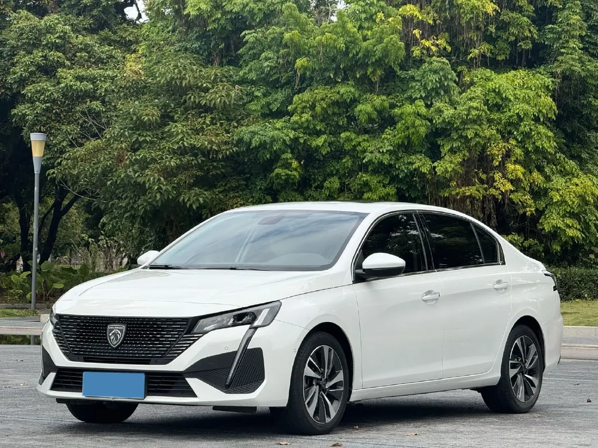 2022 Peugeot 408 1.6T 170HP L4 6AT,autocango,china used car exporter,china ev exporter,chinese used car exporter,chinese used ev exporter