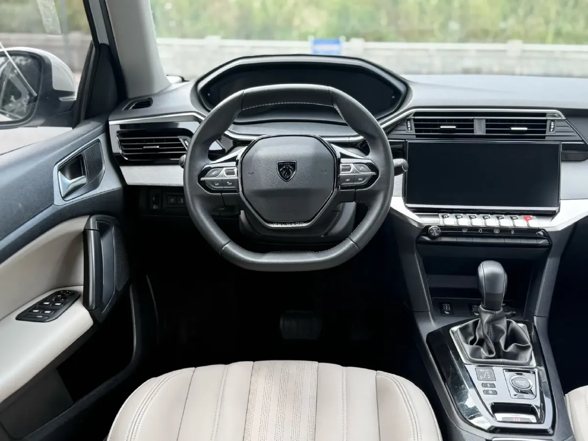 2022 Peugeot 408 1.6T 170HP L4 6AT,autocango,china used car exporter,china ev exporter,chinese used car exporter,chinese used ev exporter