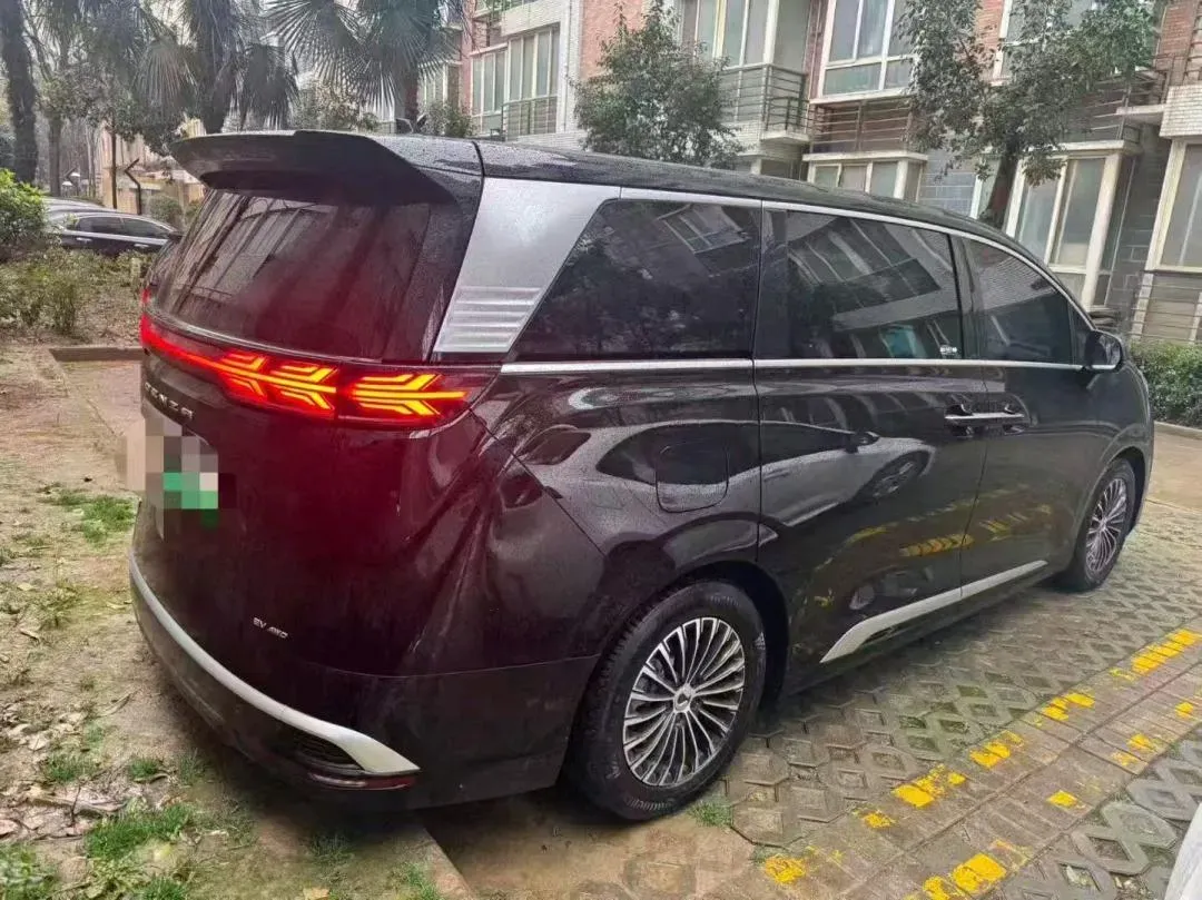 2022 HongQi HS7 3.0T 337HP V6 8AT,autocango,china used car exporter,china ev exporter,chinese used car exporter,chinese used ev exporter