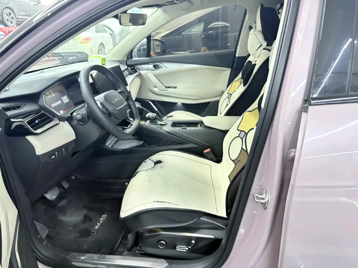 2023 LYNK&CO 06 1.5T 181HP L4 7DCT,autocango,china used car exporter,china ev exporter,chinese used car exporter,chinese used ev exporter