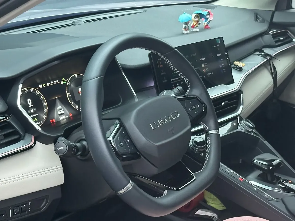 2022 Ruichi Auto EC71 BEV 50.232KWH,autocango,china used car exporter,china ev exporter,chinese used car exporter,chinese used ev exporter