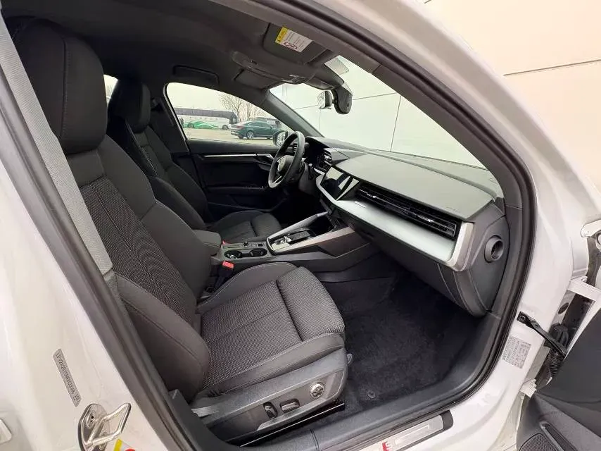 2021 Audi A3 1.4T 150HP L4 7DCT,autocango,china used car exporter,china ev exporter,chinese used car exporter,chinese used ev exporter