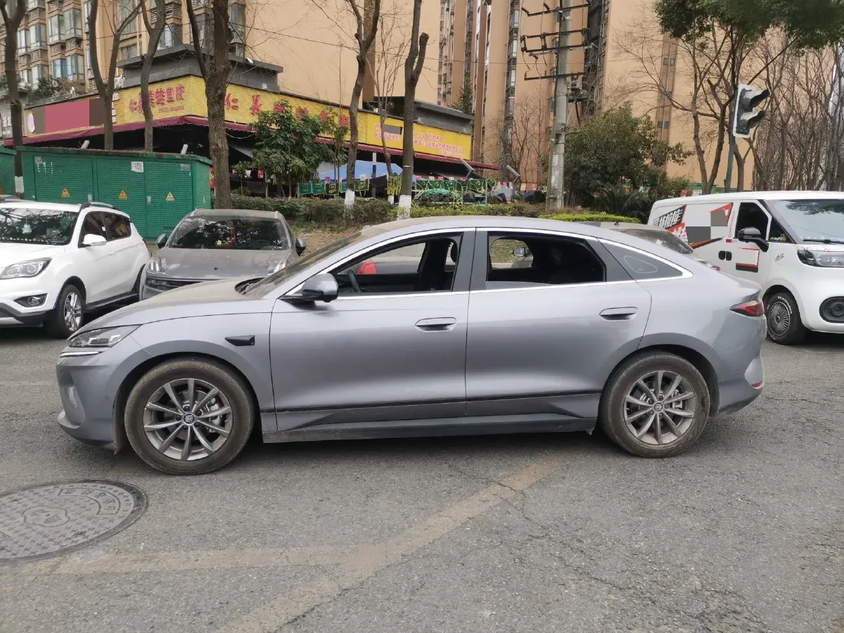 2025 BYD QinL BEV,autocango,china used car exporter,china ev exporter,chinese used car exporter,chinese used ev exporter