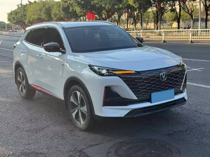 2022 ChangAn CS55 Plus 1.5T 188HP L4 7DCT,autocango,china used car exporter,china ev exporter,chinese used car exporter,chinese used ev exporter